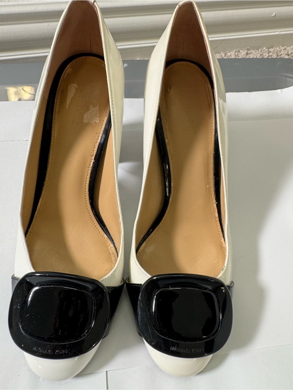 Michael Kors Black & White Patent Leather with Black Accent Buckle / Black Heel - Picture 6 of 16